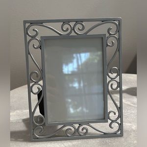 Vintage metal picture frame holds 3” x 5” photo-silver painted metal - PreOwned